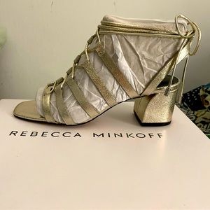 Rebecca Minkoff NIB gold leather gladiator sandal with 2.5” block heel size 8.5